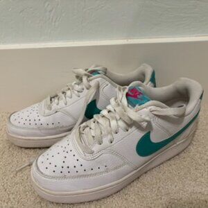 Nike Court Vision Low Size 7.5